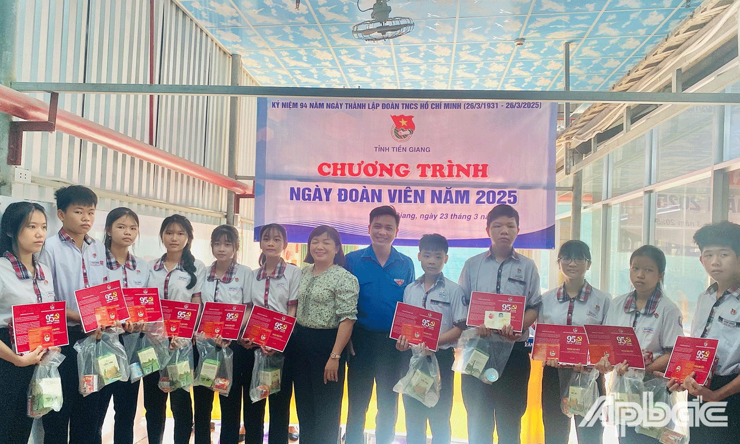 Tỉnh Đoàn tổ chức “Ngày đoàn viên” năm 2025 