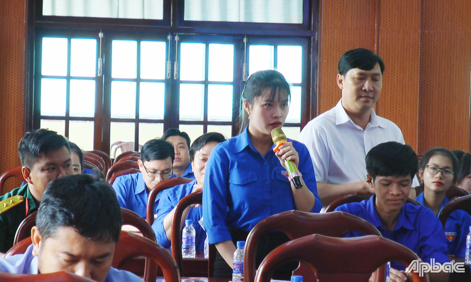 Đại diện đoàn viên thanh niên phát biểu tại hội nghị.