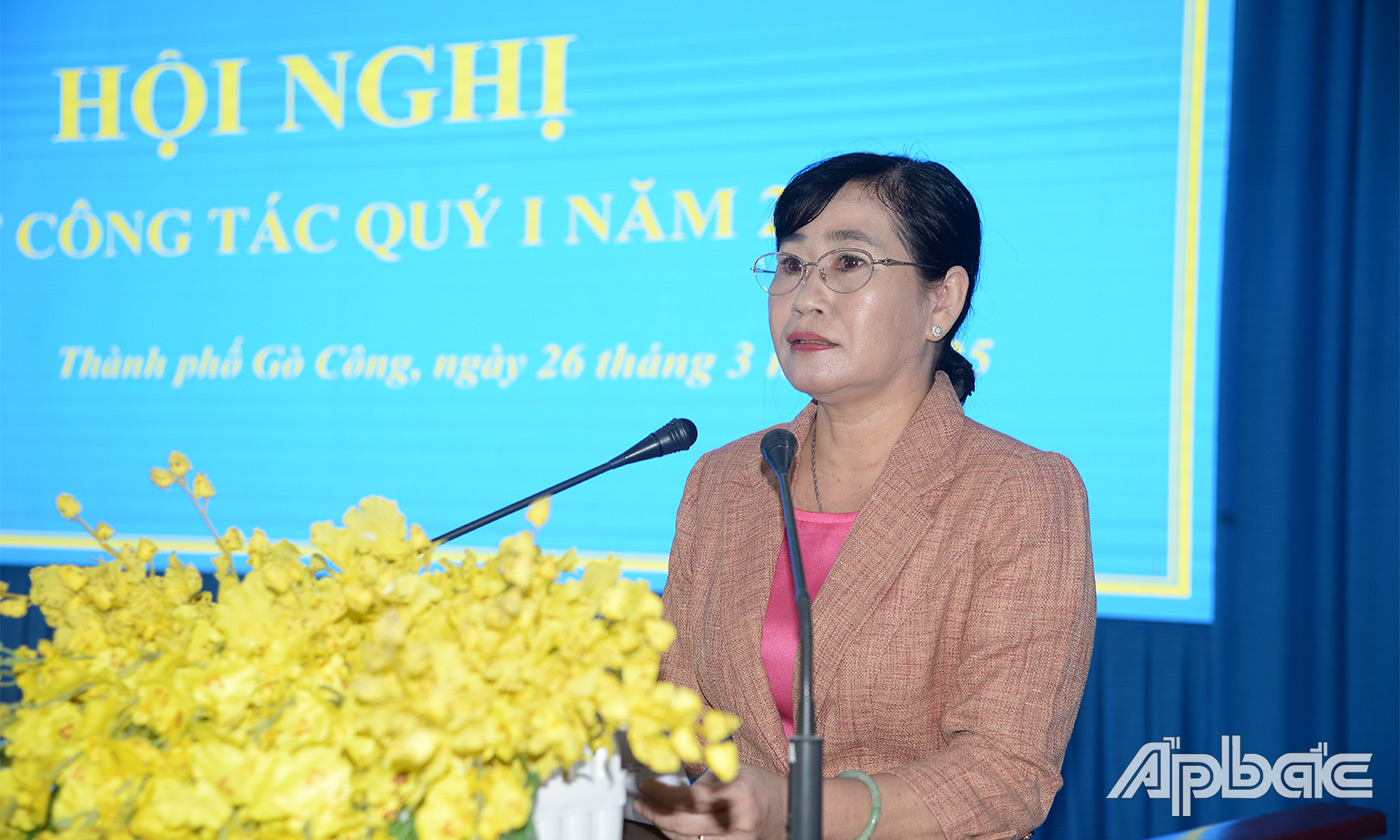 Đồng chí Châu Thị Mỹ Phương phát biểu tại hội nghị