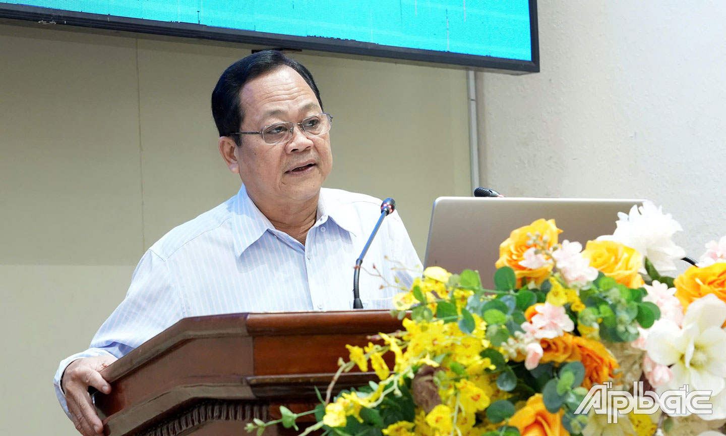 BSCKII. Nguyễn Thanh Linh, Phó Giám đốc Thường trực Sở Y tế, phát biểu chỉ đạo hội nghị.