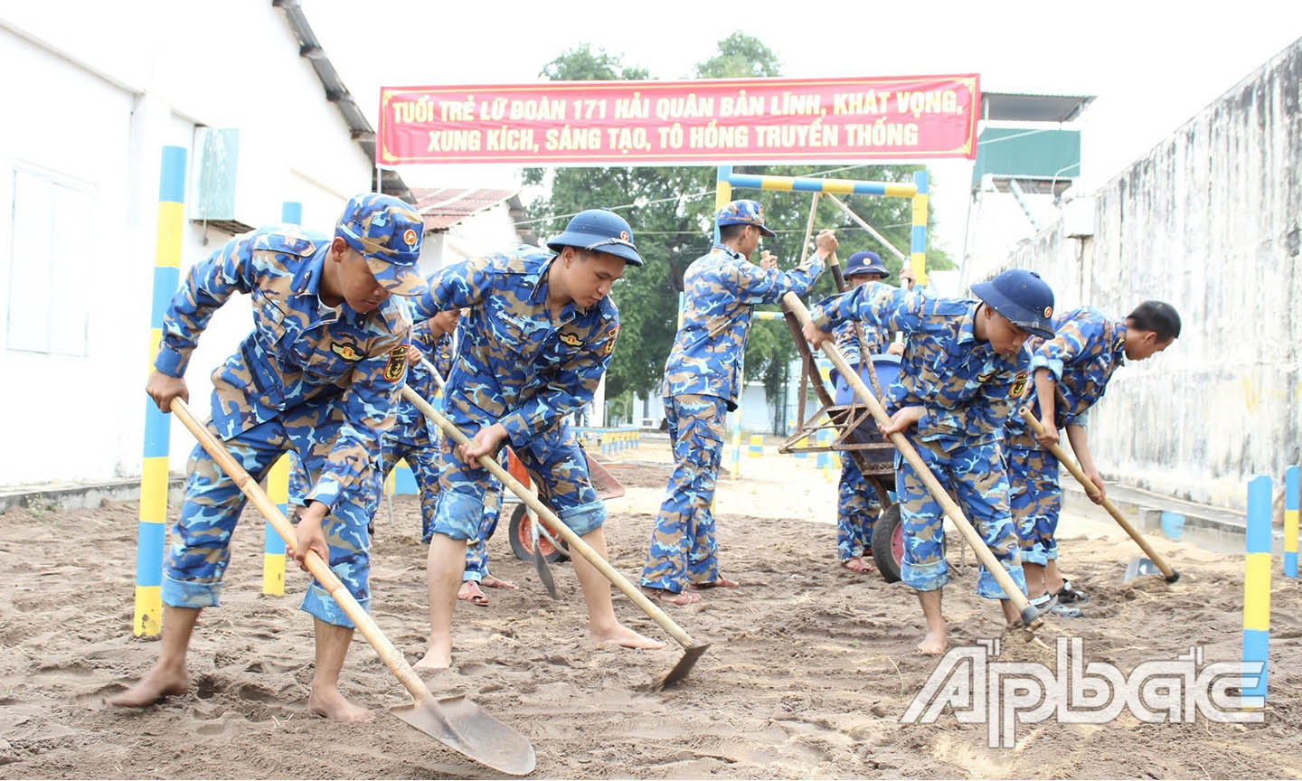 Tuổi trẻ Lữ đoàn 171 xung kích trong xây dựng đơn vị