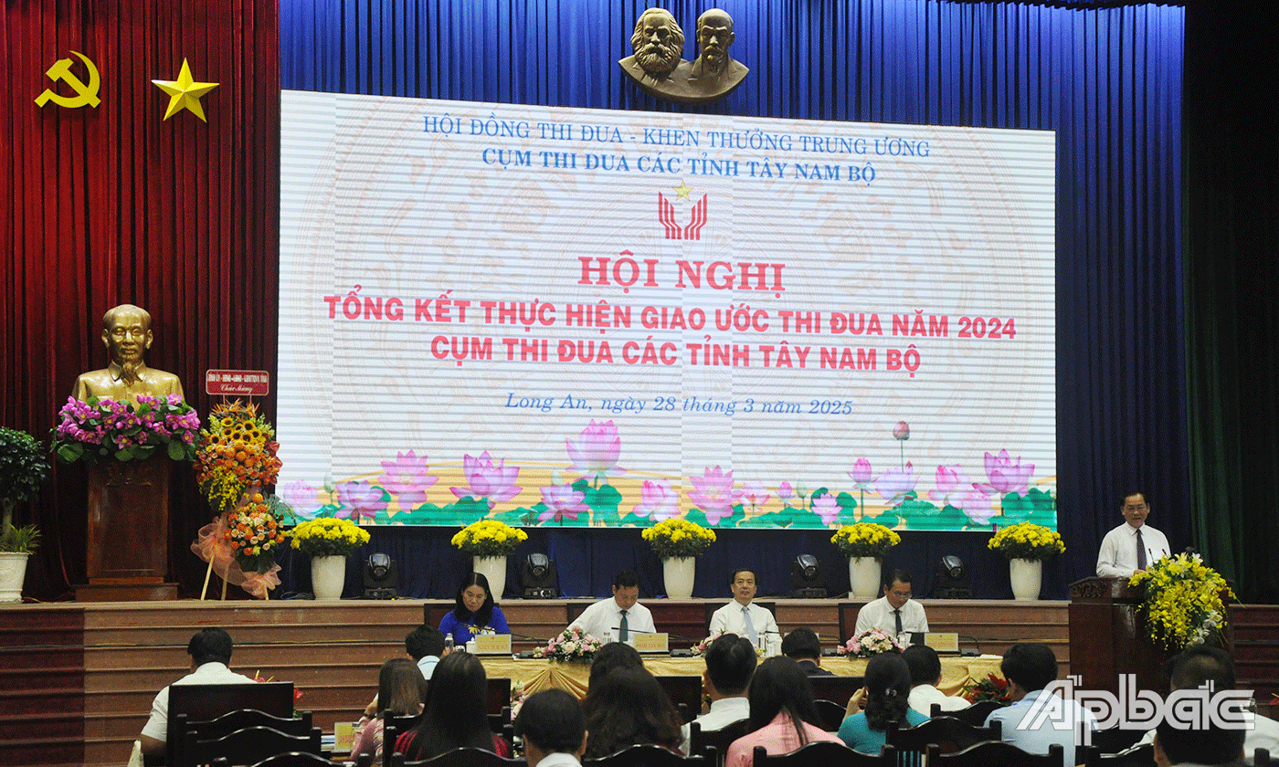 Quang cảnh hội nghị.