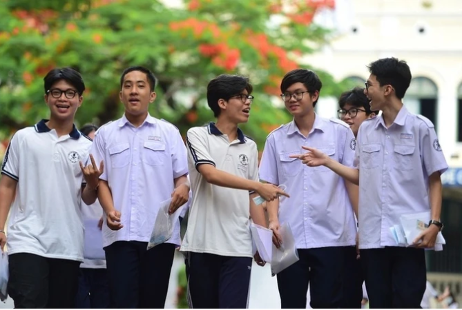 Từ 16-7 đến 17 giờ ngày 28-7: Thí sinh đăng ký, điều chỉnh, bổ sung nguyện vọng xét tuyển đại học.