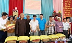 Tặng 250 phần quà cho nạn nhân da cam và người khiếm thị