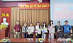 Trường Đại học Tiền Giang kết nạp 4 sinh viên ưu tú vào Đảng