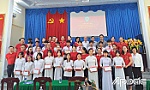 Huyện Chợ Gạo: Trao 100 suất học bổng cho học sinh nghèo hiếu học