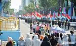 Những ngày ngập nắng và rực đỏ sắc cờ ở TP. Hồ Chí Minh