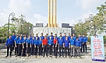 Về thăm 