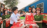 Dưới màu cờ Tổ quốc