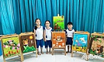 Bé Trung Tín và bộ sưu tập những con vật đáng yêu