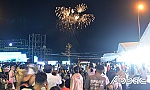 Tiền Giang: Đông đảo người dân xem pháo hoa chào mừng 50 năm Ngày Giải phóng miền Nam, thống nhất đất nước