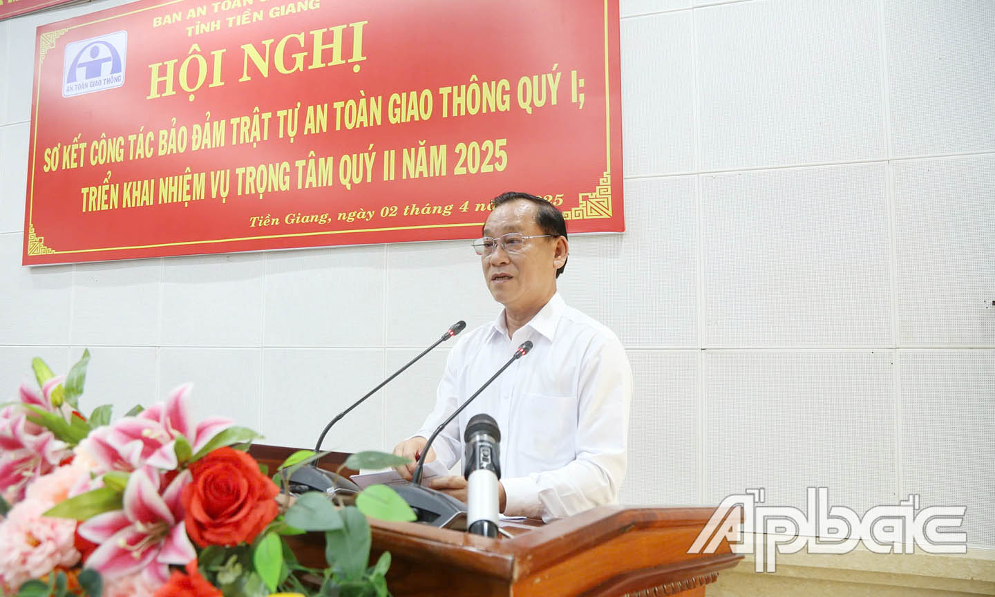 Đồng chí Nguyễn Văn Vĩnh chỉ đạo tại hội nghị.