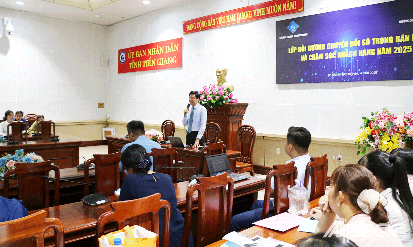 Lớp bồi dưỡng “Chuyển đổi số trong bán hàng và chăm sóc khách hàng” năm 2025