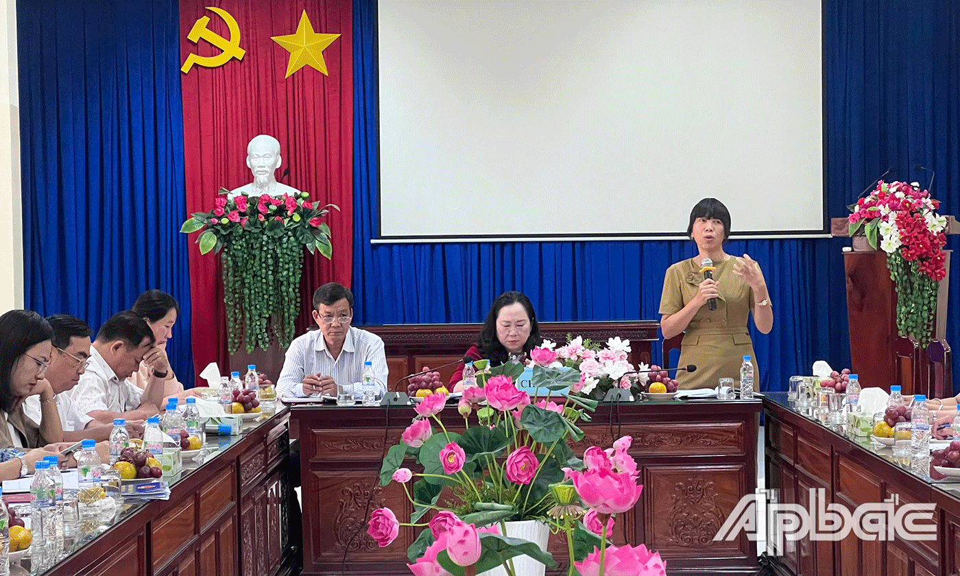 Lãnh đạo UBND TP. Mỹ Tho phát biểu tại buổi giám sát.