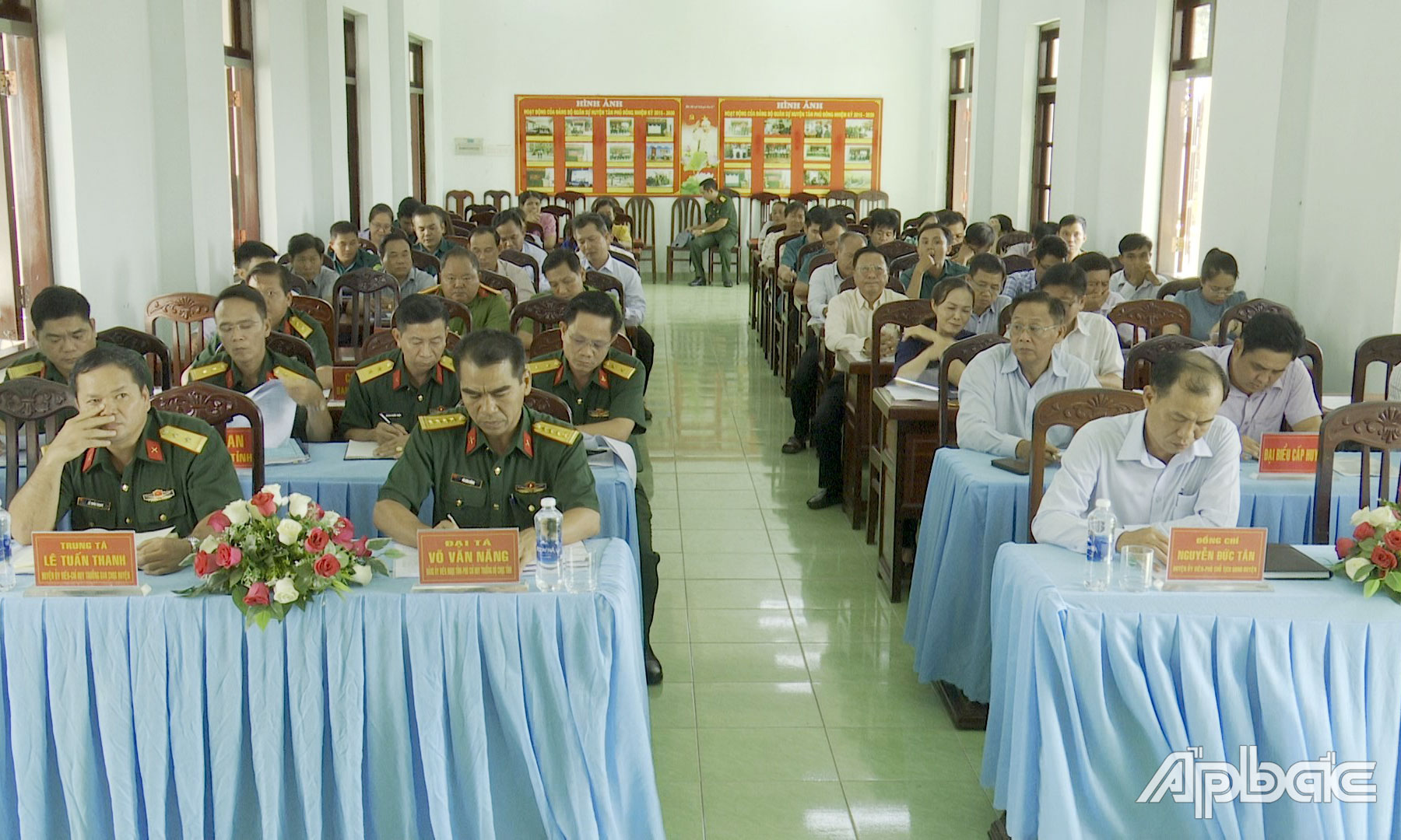 Quang cảnh hội nghị.