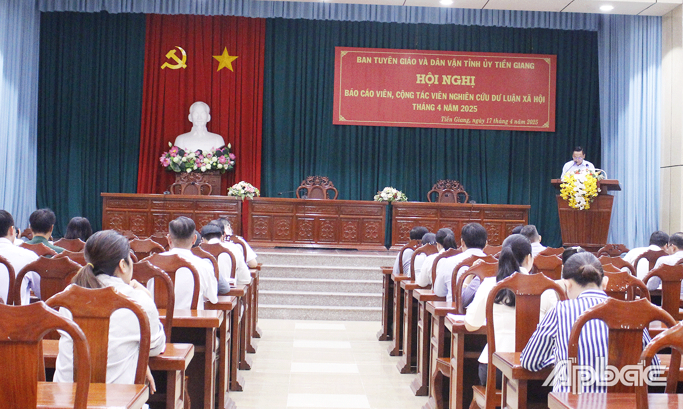 Quang cảnh hội nghị.