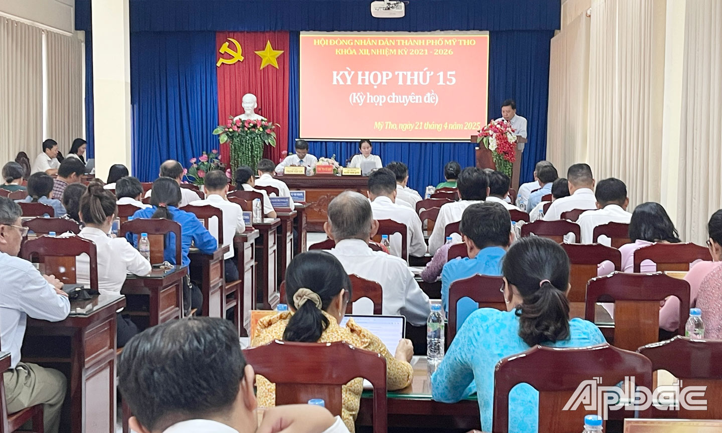 Quang cảnh kỳ họp thứ 15 HĐND TP. Mỹ Tho.