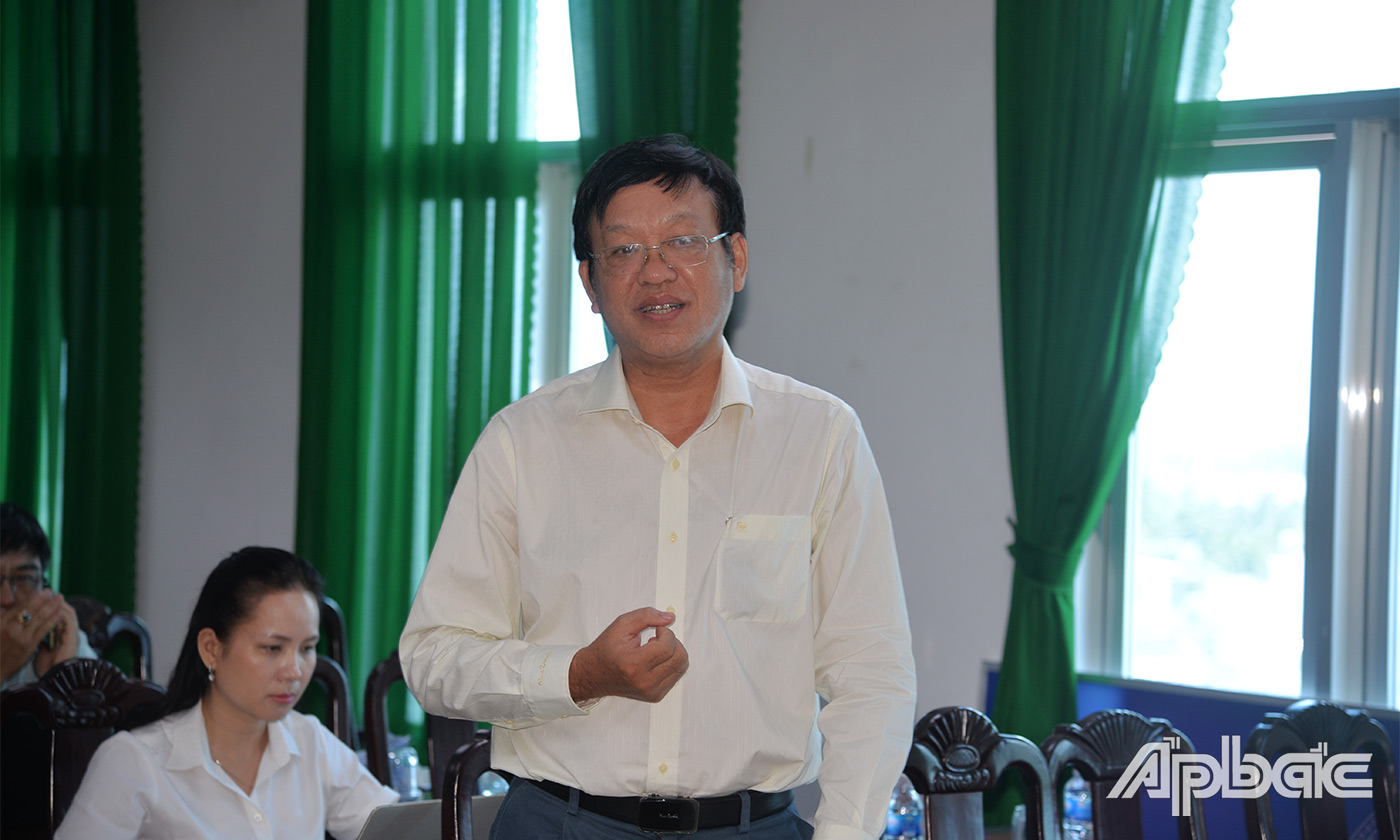 Lãnh đạo Sở Y tế phát biểu tại buổi làm việc