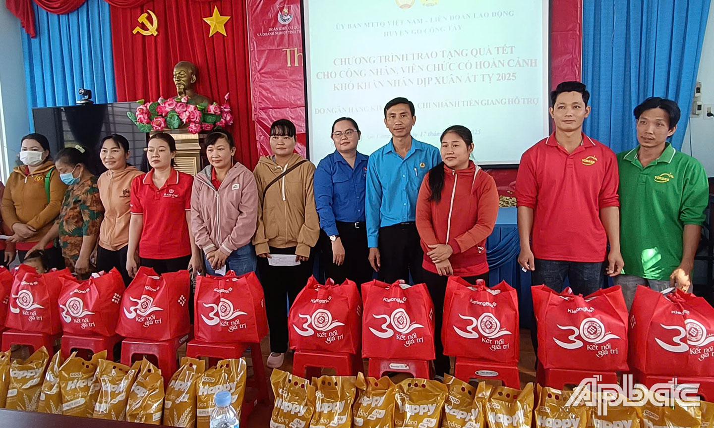 Các cấp CĐ trong huyện tổ chức nhiều hoạt động thiết thực góp phần nâng cao chất lượng cuộc sống của CNVCLĐ.