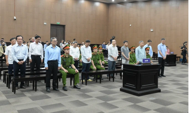 Các bị cáo tại phiên tòa.