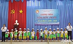 Huyện Tân Phú Đông trao tặng 192 suất học bổng cho học sinh có hoàn cảnh khó khăn