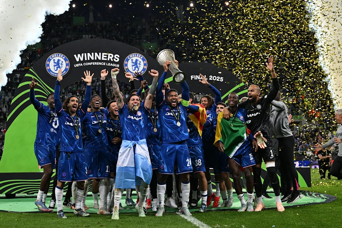 Vô địch Conference League, Chelsea có chiến thắng lịch sử