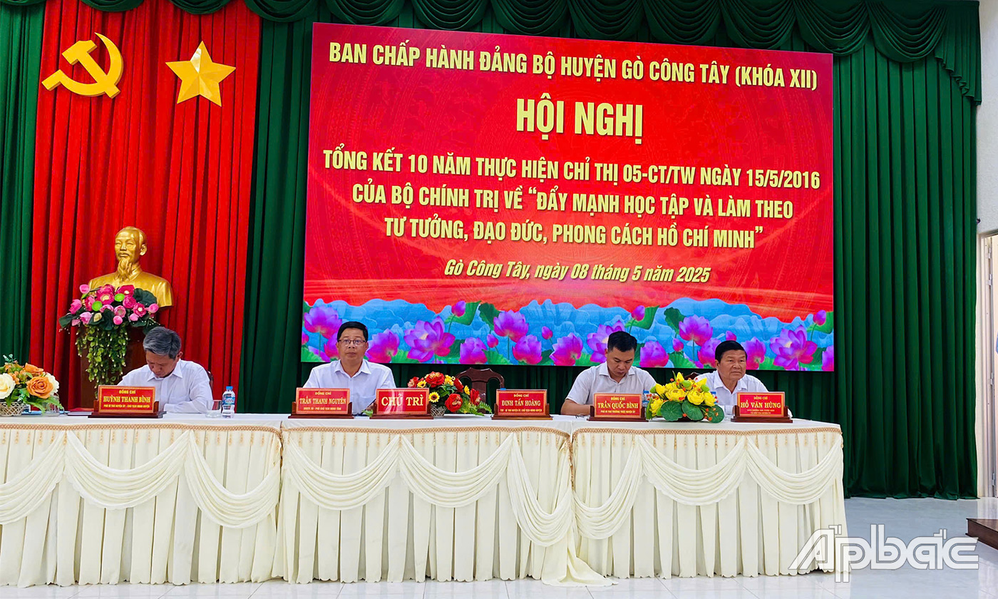 Đồng chí Trần Thanh Nguyên tha mdự hội nghị