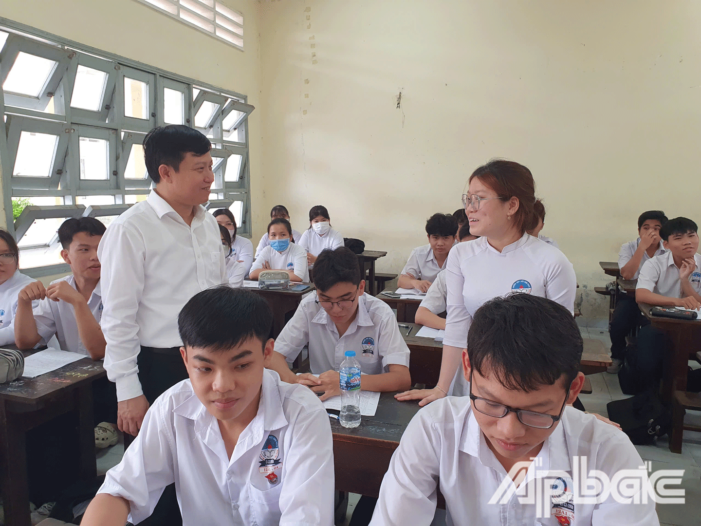 Kiểm tra công tác ôn thi tốt nghiệp THPT tại Trường THPT Đốc Binh Kiều, TX. Cai Lậy. 