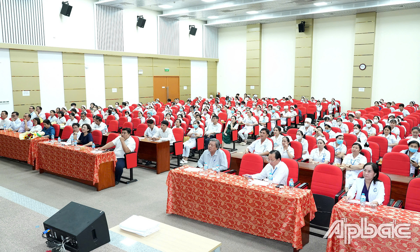 Quang cảnh buổi họp mặt