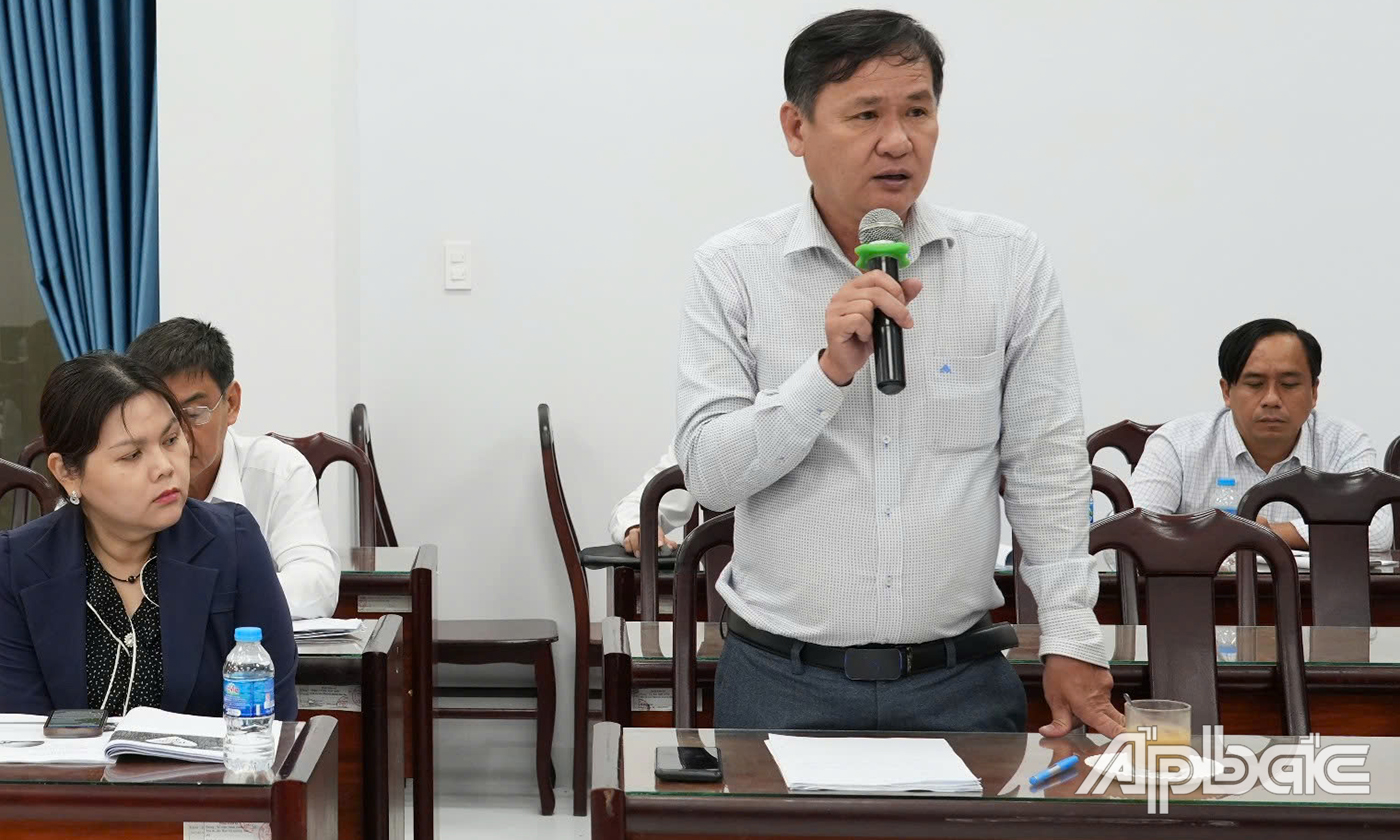 BSCK2 Võ Thanh Nhơn, Giám đốc CDC Tiền Giang phát biểu góp ý kế hoạch hoạt động PCTH thuốc lá năm 2025