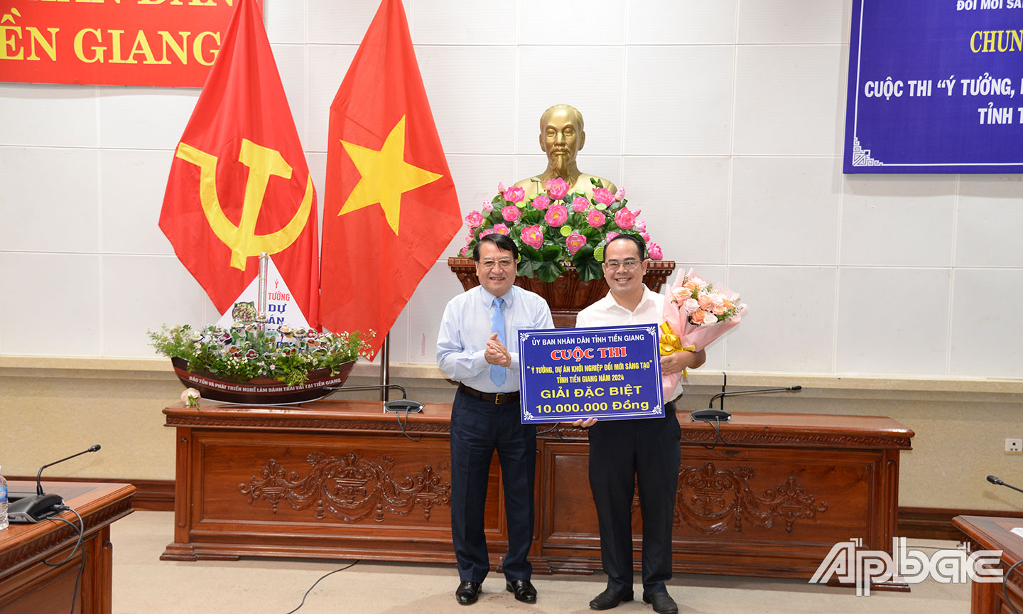 Trao giải Cuộc thi “Ý tưởng, dự án khởi nghiệp đổi mới sáng tạo tỉnh Tiền Giang lần thứ 2, năm 2024”.