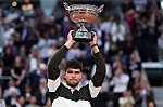 Thắng trận chung kết dài nhất lịch sử, Alcaraz vô địch Roland Garros 2025