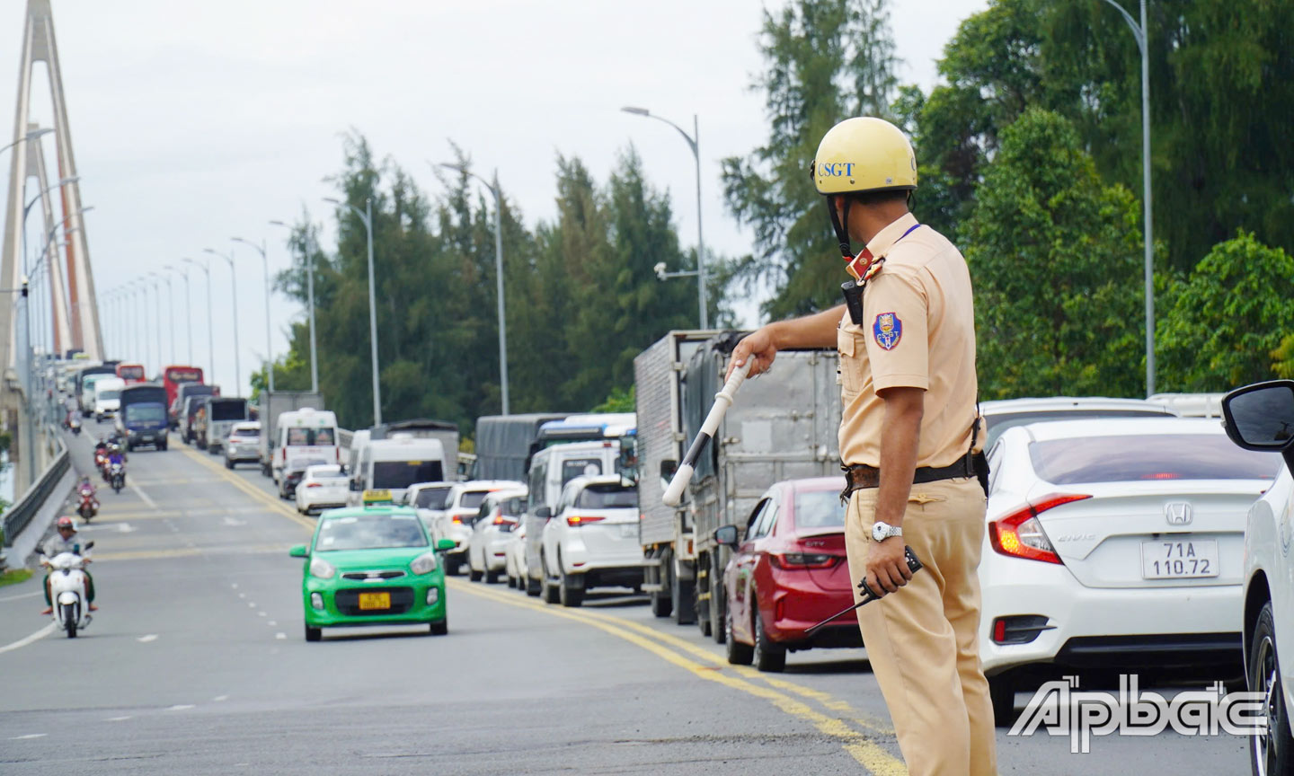 Tiền Giang: Tăng cường triển khai Luật Trật tự, an toàn giao thông đường bộ
