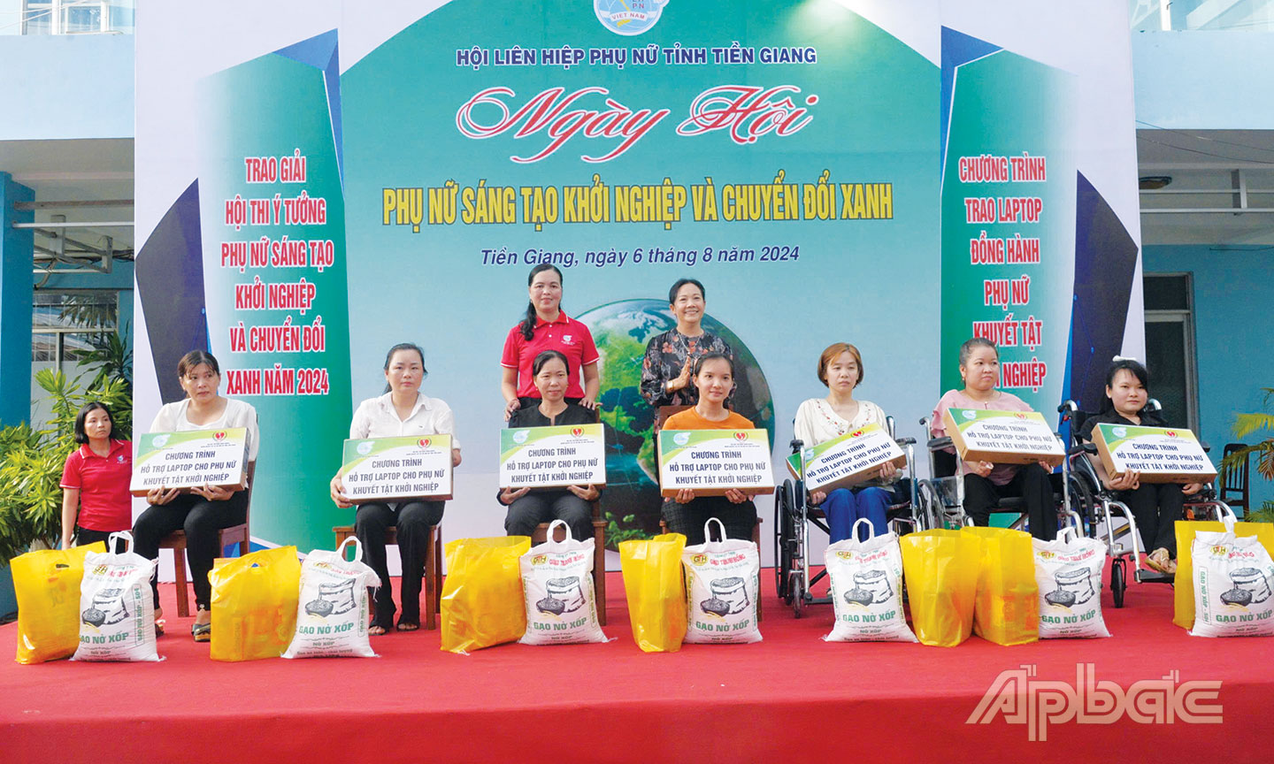 Phát huy vai trò phụ nữ tham gia giải quyết các vấn đề xã hội