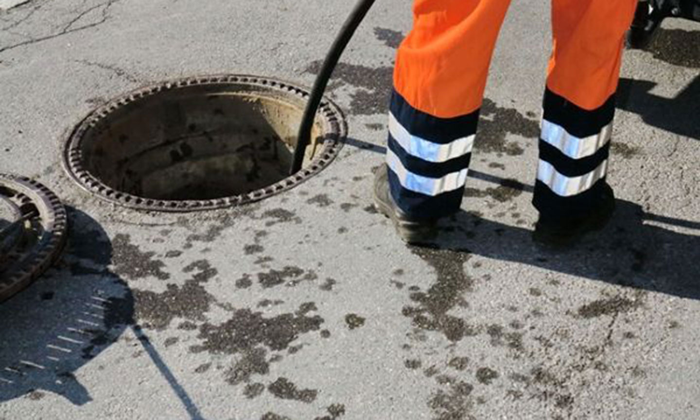 Thoát khỏi ám ảnh nghẹt cống: Giải pháp triệt để, nhanh gọn, hiệu quả
