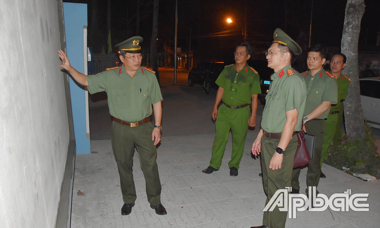 Giám đốc Công an tỉnh Đồng Tháp: Kiểm tra công tác sẵn sàng chiến đấu của Công an cơ sở mới thành lập