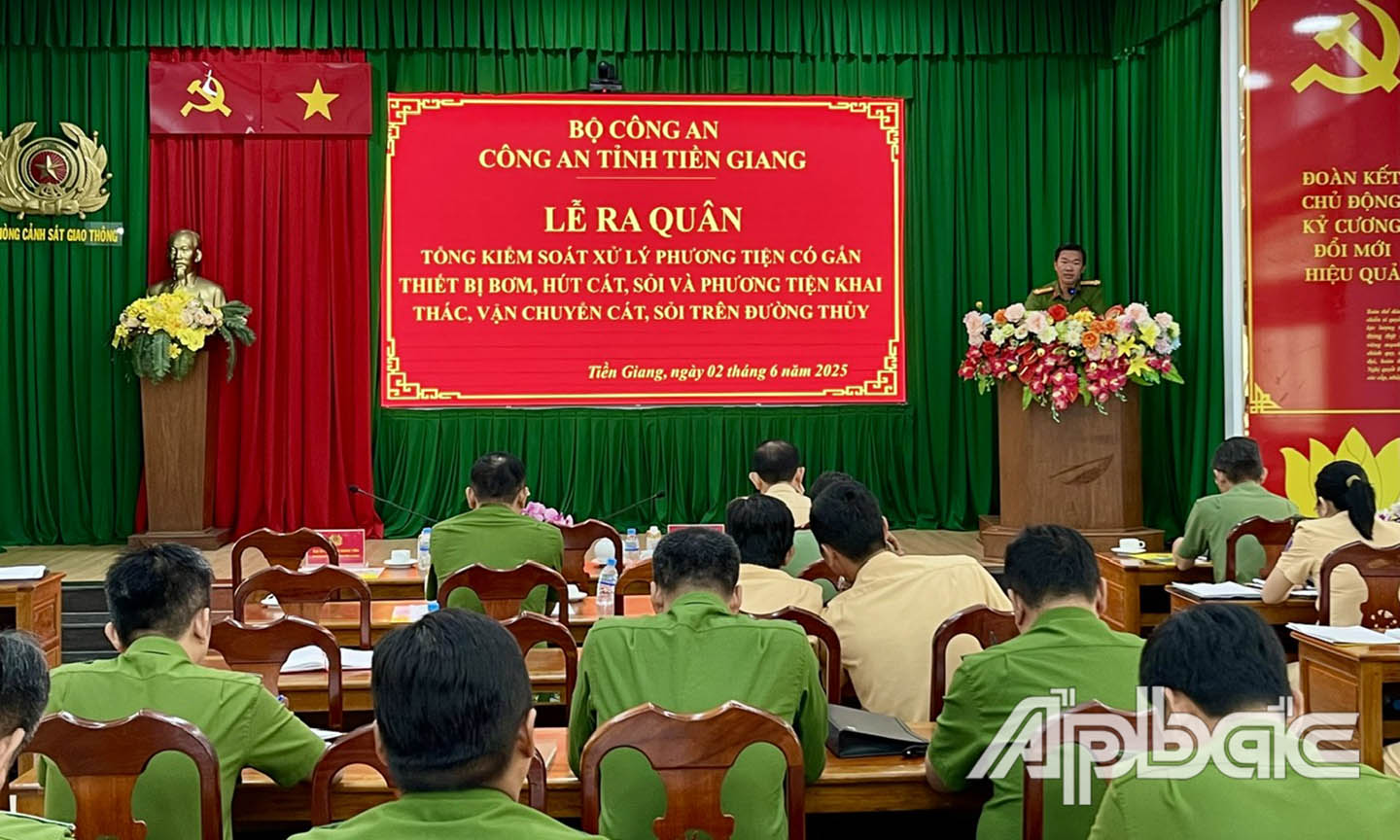 Lễ ra quân tại Tiền Giang.