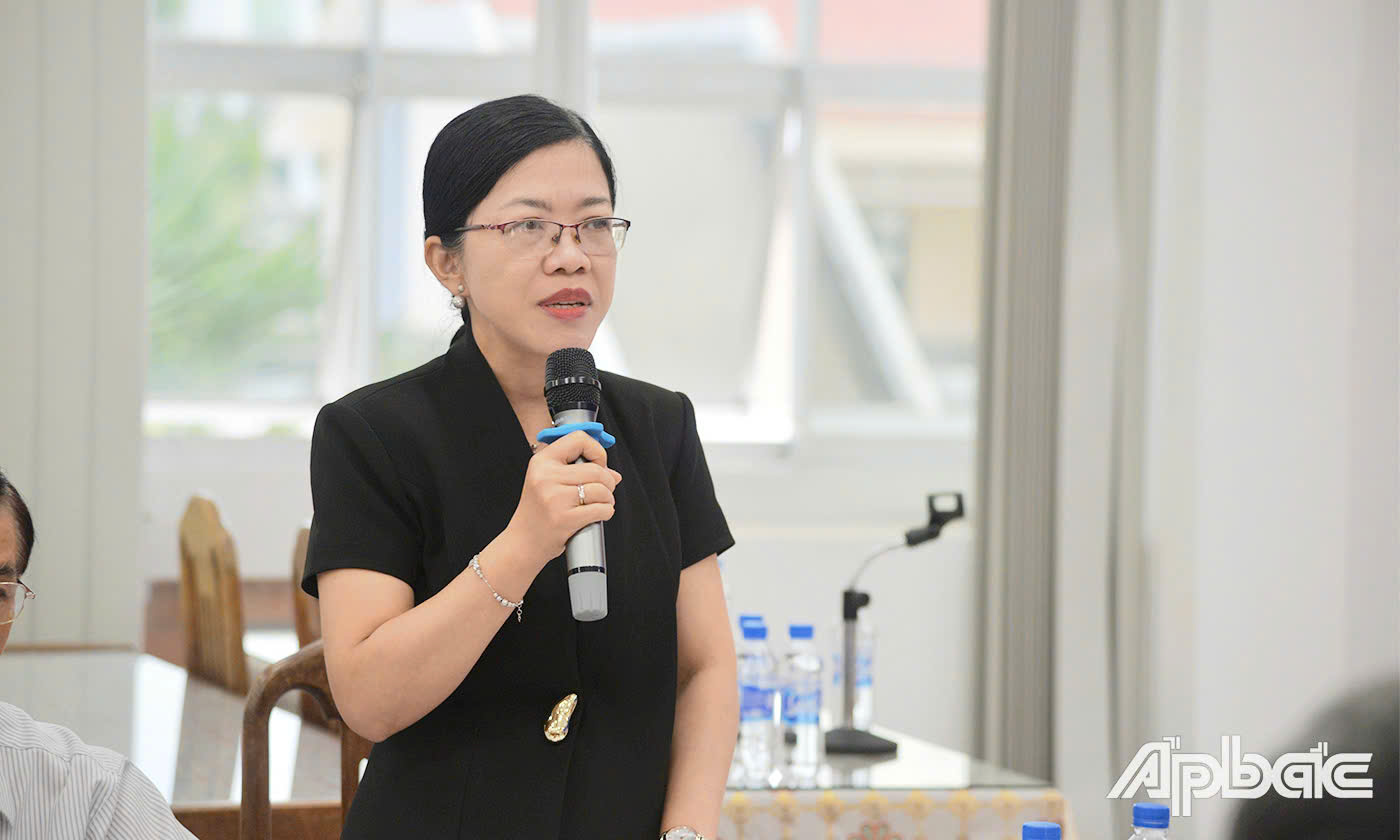 Lãnh đạo Sở Tài chính phát biểu tại buổi làm việc