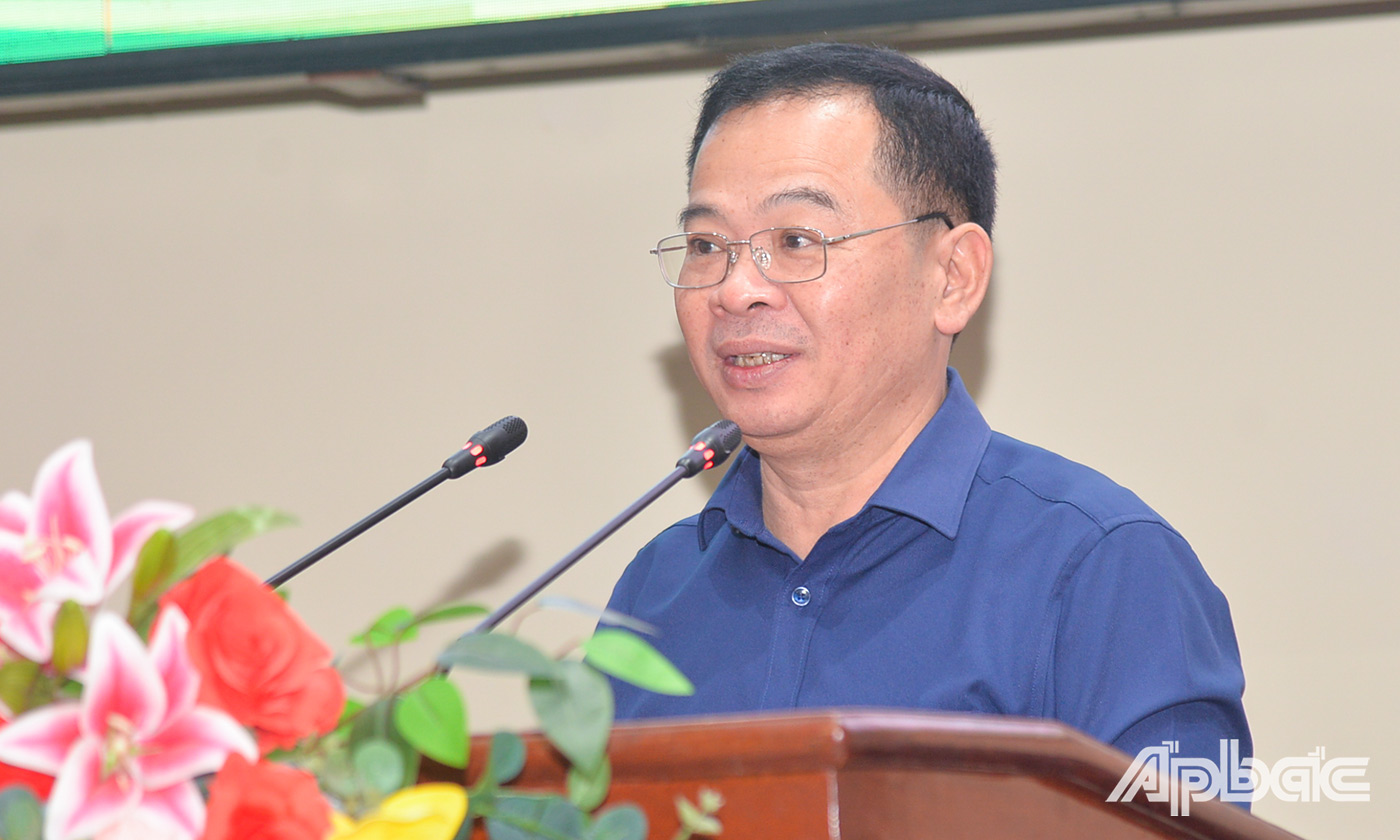 Đồng chí Nguyễn Tân Thịnh, Cục trưởng Cục Quản lý công sản, Bộ Tài chính phát biểu tại hội nghị.