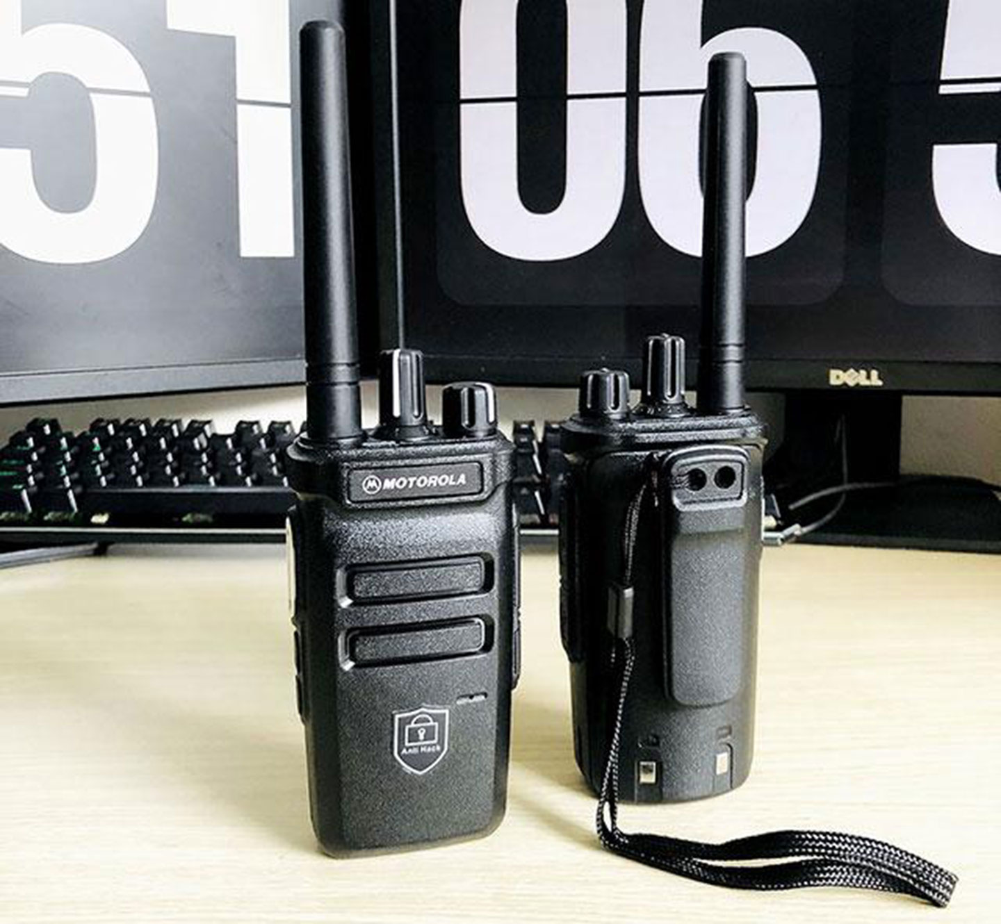  Motorola GP 320.