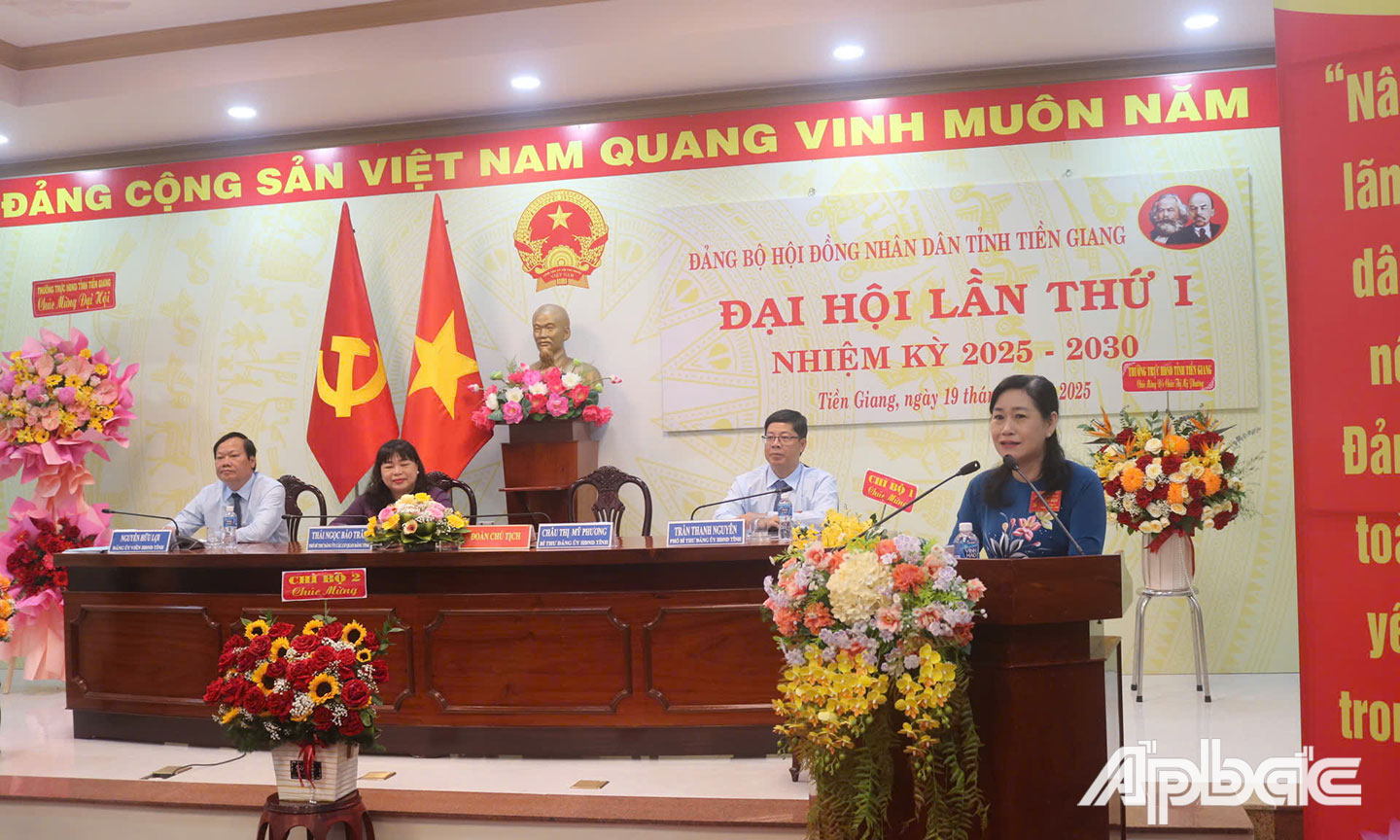 Đồng chí Châu Thị Mỹ Phương phát biểu bế mạc Đại hội