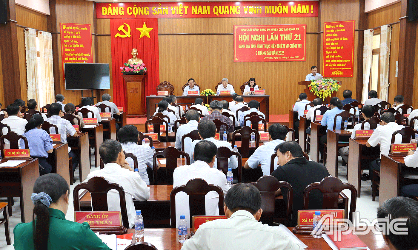 Quang cảnh hội nghị.