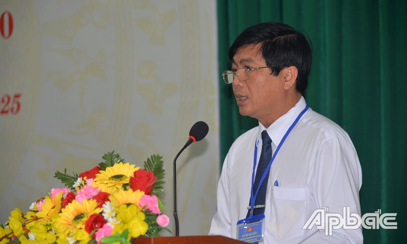 Đồng chí Lê Tấn Sơn phát biểu chỉ đạo Đại hội.