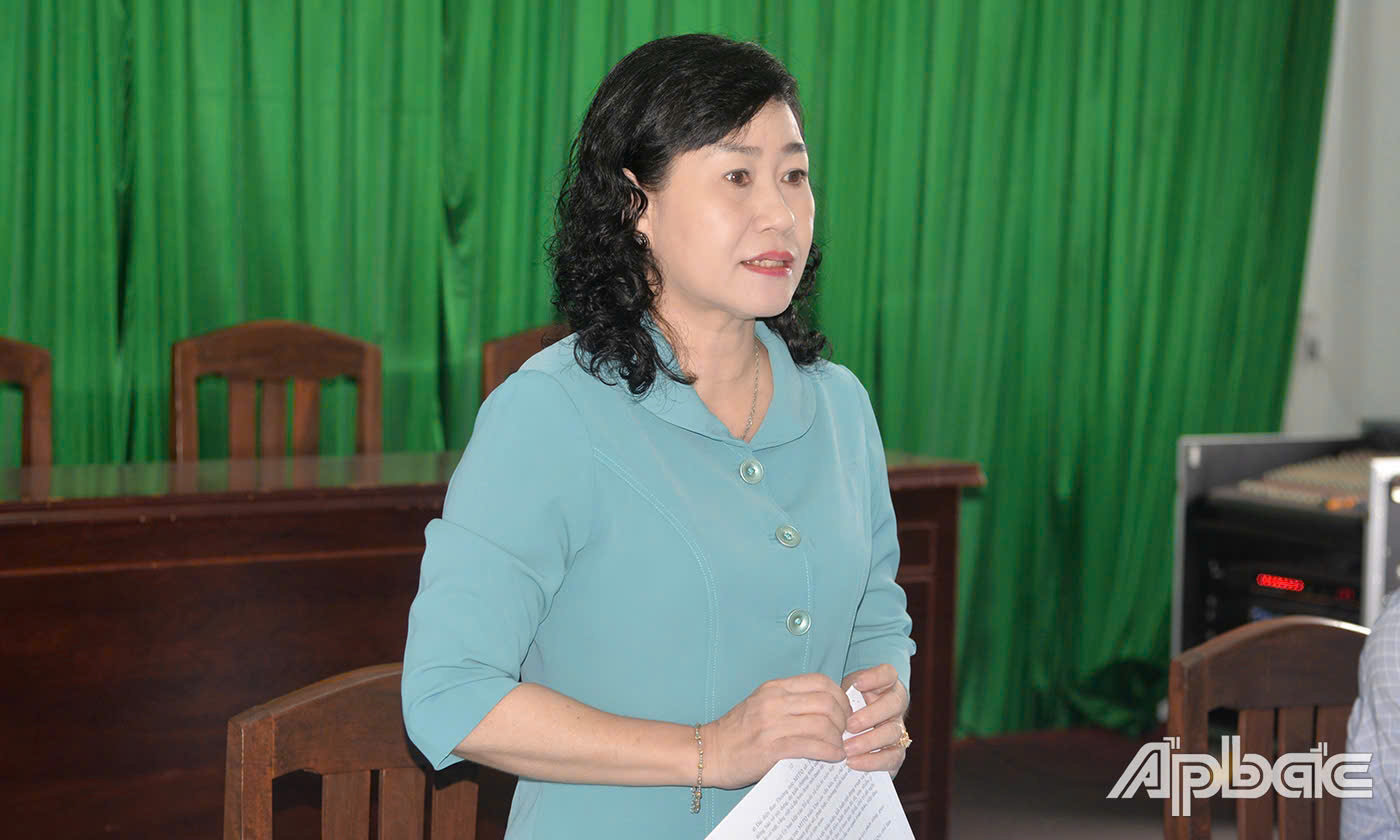 Đồng chí Châu Thị Mỹ Phương phát biểu tại buổi làm việc