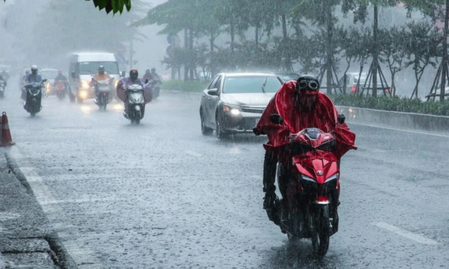 Bộ GD&ĐT yêu cầu phải bảo đảm an toàn tuyệt đối cho đề thi, bài thi trong mọi điều kiện thời tiết.