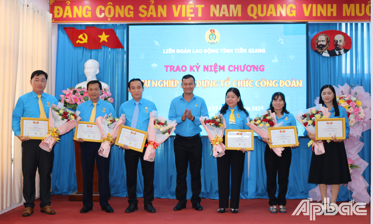 Phó Chủ tịch Thường trực LĐLĐ tỉnh Tiền Giang Hoàng Khắc Tinh 