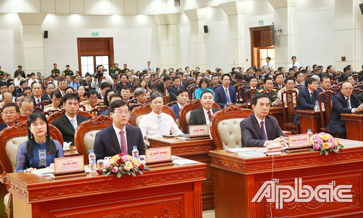 Quang cảnh địa giới hành chính mới của tỉnh, xã và bộ máy lãnh đạo mới của Đảng và chính quyền tỉnh Đồng Tháp