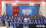 Sinh viên tham gia Chiến dịch Mùa hè xanh tại xã Gia Thuận