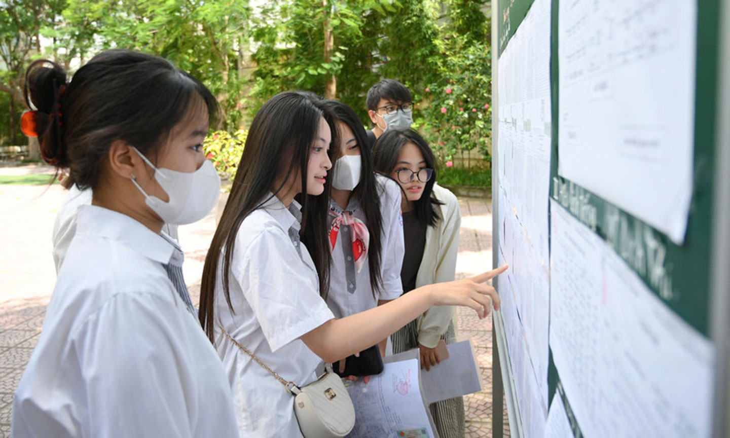Đáp án chính thức các môn thi tốt nghiệp THPT năm 2025