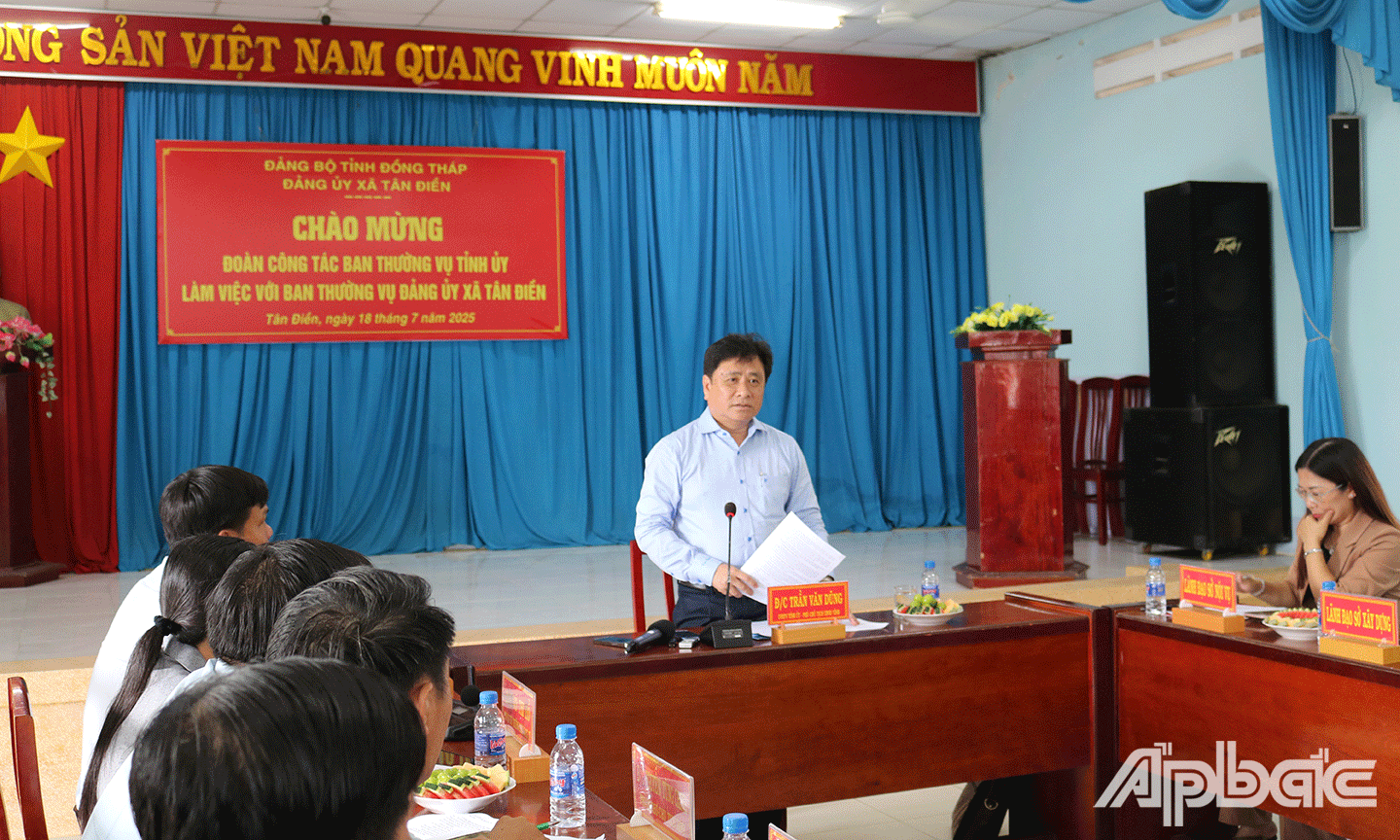 Đồng chí Trần Văn Dũng làm việc với xã Tân Điền và Gò Công Đông